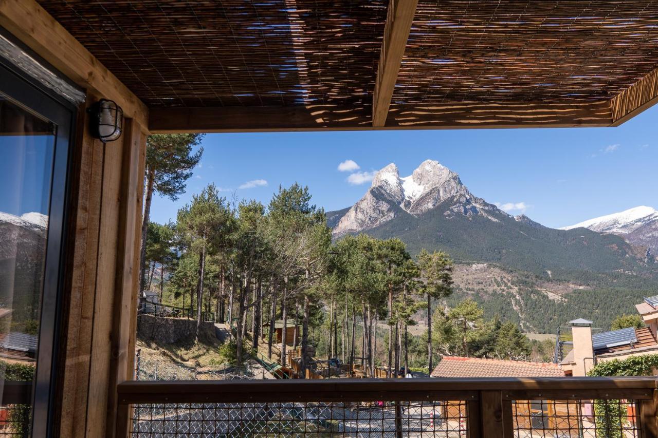 Bungalows Del Camping Pedraforca Saldés Buitenkant foto