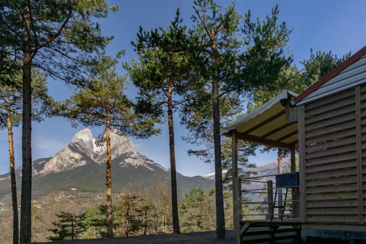 Bungalows Del Camping Pedraforca Saldés Buitenkant foto